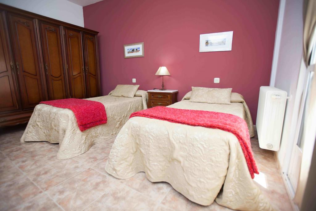 Apartamento Turistico La Ribera Del Marco Caces 部屋 写真