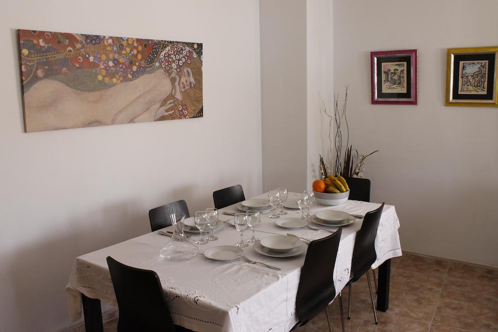 Apartamento Turistico La Ribera Del Marco Caces 部屋 写真